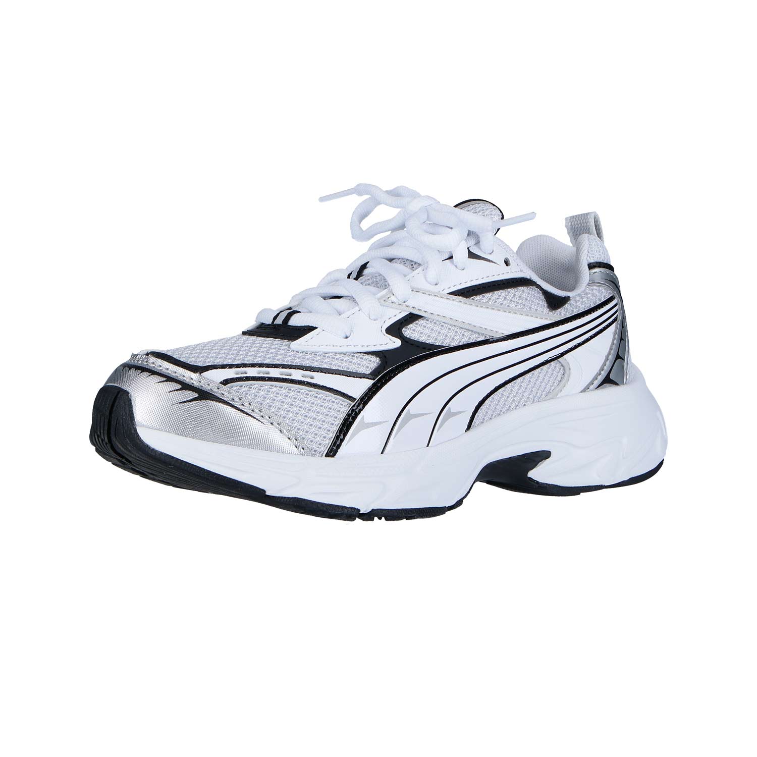 Der Puma Morphic Base Feather Gray - Puma Black Unisex Sneaker von Puma zeigt sich mit weißen, grauen, schwarzen und silbernen Akzenten mit weißen Schnürsenkeln und einer dicken Sohle, die auf einem schlichten weißen Hintergrund als sportlicher Schuh gezeigt wird.