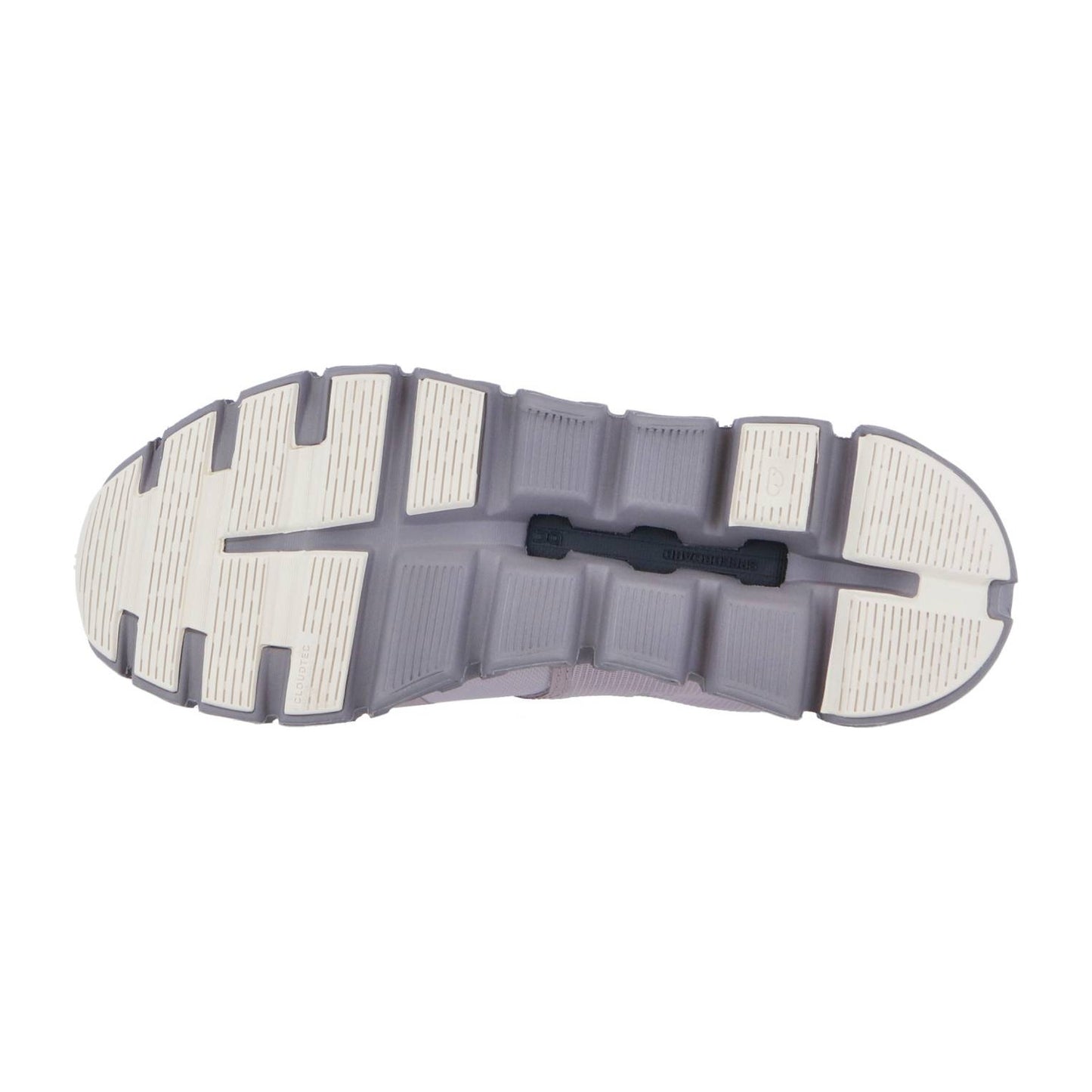 Das Bild zeigt die Sohle des On CLOUD 6 WP Sneakers, die in Grau und Off-White gehalten ist und mit tiefen Rillen und strukturierten Abschnitten für Traktion und Flexibilität sorgt.