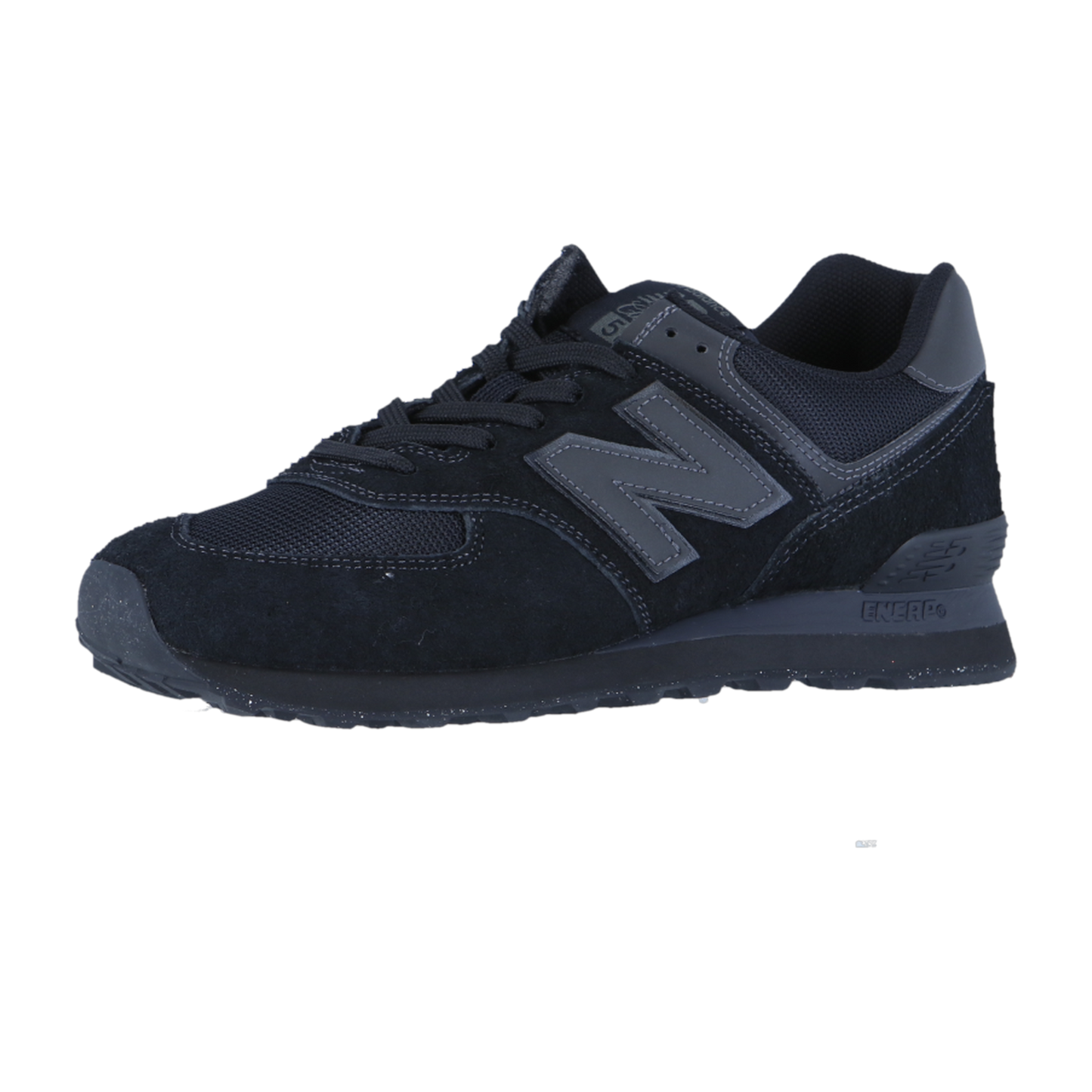 Der New Balance ML574V3 Retro-Sneaker in Schwarz besteht aus Wildleder und Mesh, einem markanten grauen N-Logo, ENCAP-Dämpfung für zusätzlichen Komfort und einer strukturierten Gummisohle.
