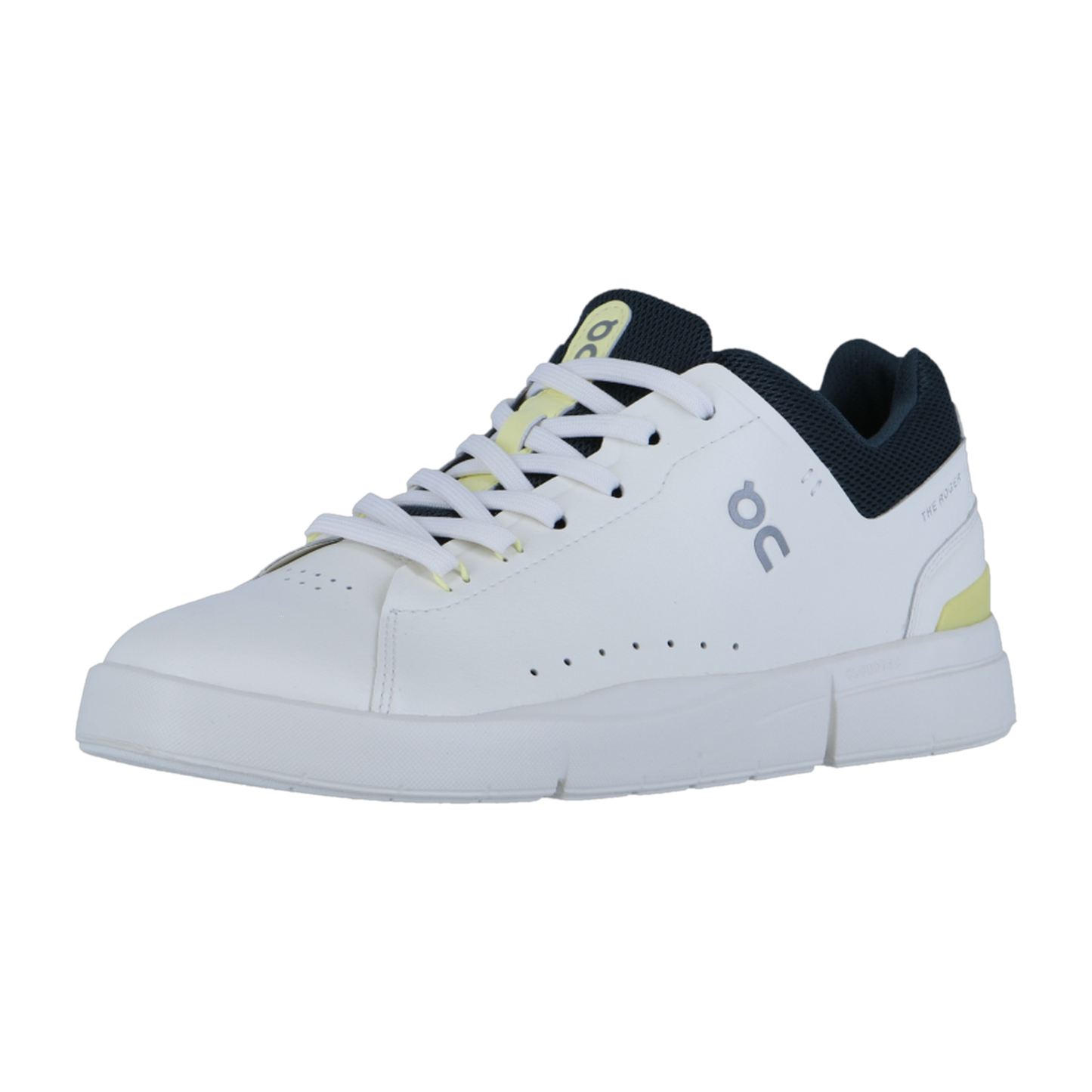 Der On THE ROGER ADVANTAGE ist ein weißer Low-Top-Sneaker aus veganem Leder mit schwarzem Innenfutter, hellgelben Akzenten, perforierten Seiten und einem schwarzen ON-Logo, das auf einem schlichten weißen Hintergrund abgebildet ist.