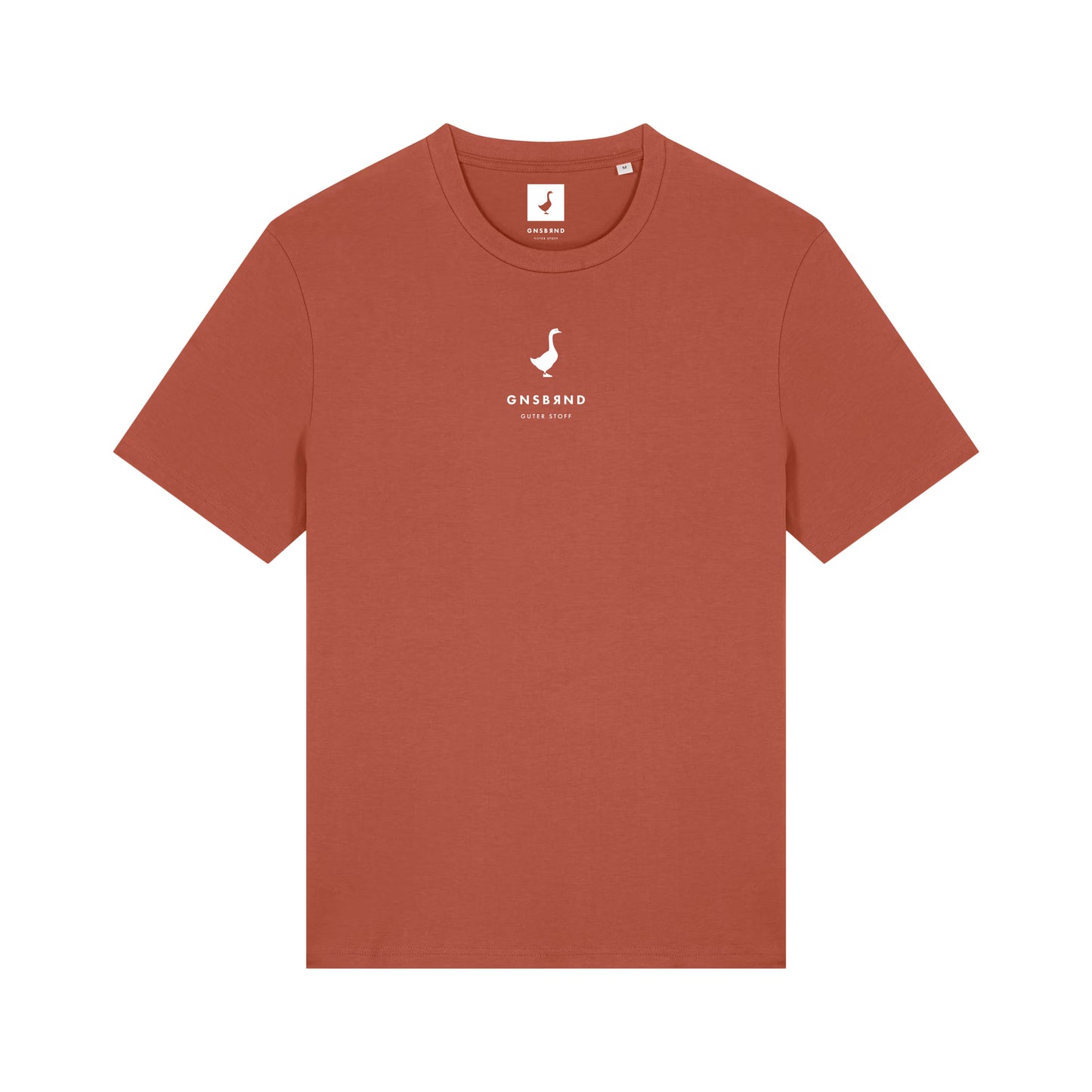 Das Liebesdorf Shirt von GNSBRND ist ein rostfarbenes T-Shirt mit weißem "ONS&OND" Brustaufdruck. Es ist aus Bio-Baumwolle gefertigt, hat eine Unisex-Passform, einen Rundhalsausschnitt und ein kleines Etikett am Halsausschnitt.