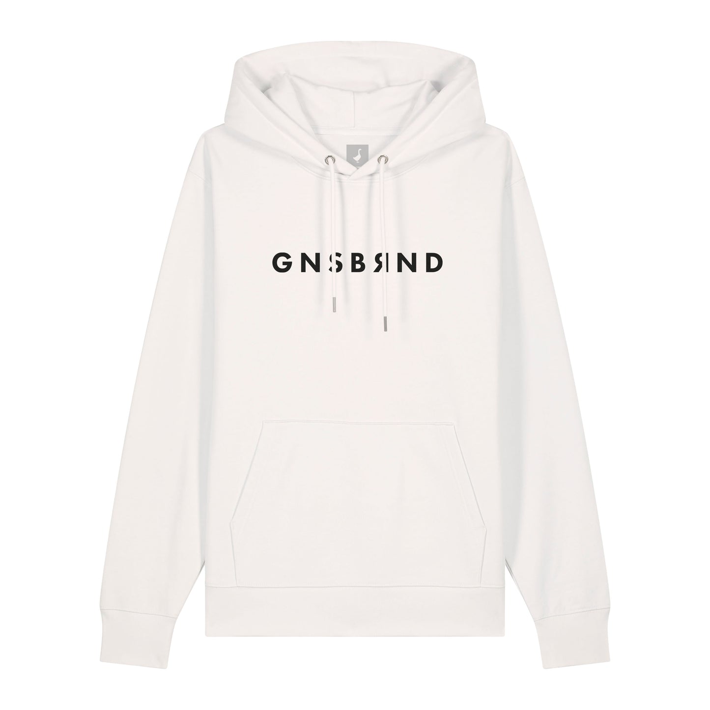 Der Aurach Hoodie von GNSBRND ist weiß und hat eine Fronttasche, Kordelzüge und den Schriftzug "GNSB SND" auf der Brust. Er ist aus weicher Bio-Baumwolle gefertigt und hat eine bequeme Unisex-Passform.