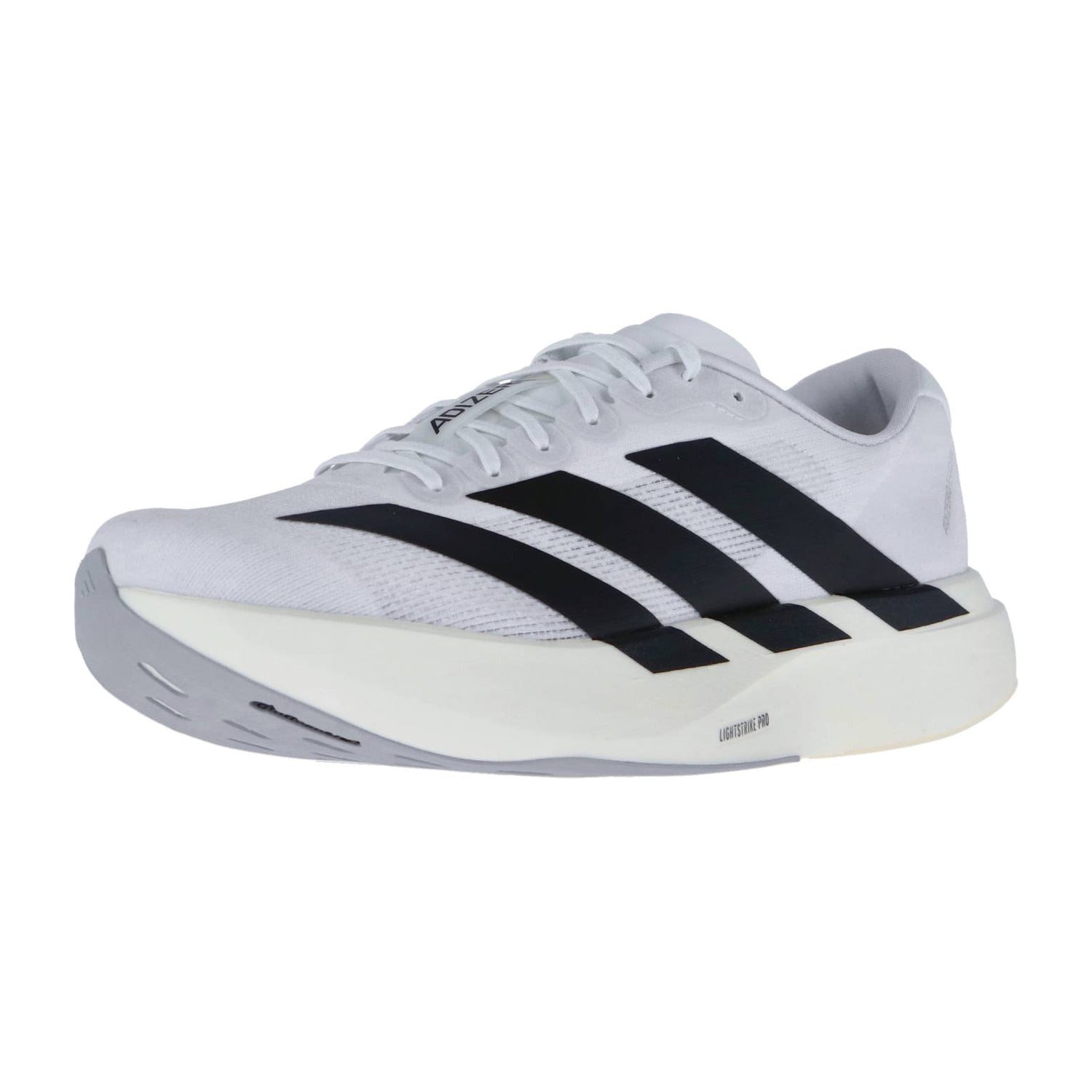 Der Adidas adizero Evo SL M ist ein weißer Low-Top-Laufschuh mit einer dicken Lightstrike Pro-Zwischensohle, drei schwarzen Streifen und grauen Akzenten an der Außensohle.