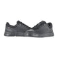 Ein Paar schwarze THE ROGER ADVANTAGE Sneakers von On, mit schwarzen Schnürsenkeln und Sohlen, nebeneinander auf weißem Hintergrund abgebildet. Diese Low-Tops zeichnen sich durch minimales Branding, Schweizer Performance-Technologie und ein schlankes, modernes Design aus.