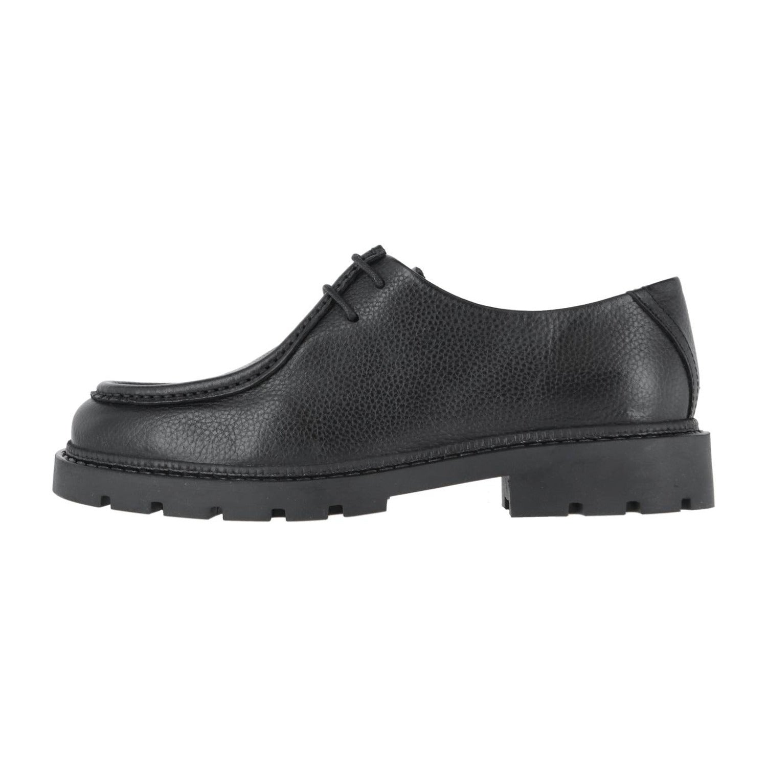 Der BIANCO BIAJEFF ist ein schwarzer, eleganter Damenschuh aus Leder mit strukturierter Oberfläche und einer dicken, robusten Gummisohle, die im Seitenprofil auf weißem Grund abgebildet ist.