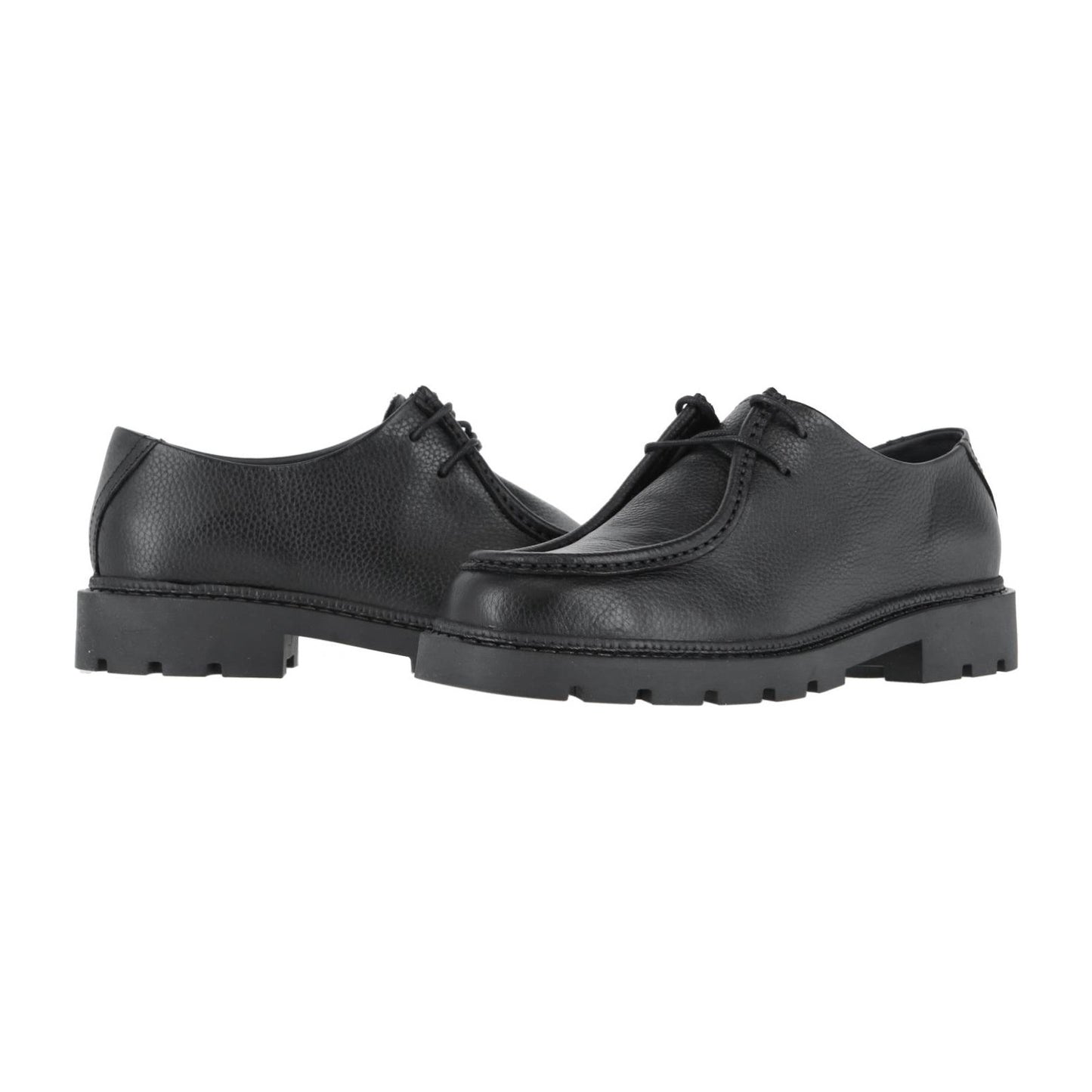 Ein Paar schwarze Lederschuhe von BIANCO, Modell BIAJEFF, mit strukturierter Oberfläche und robusten Gummisohlen. Einer steht aufrecht, der andere zeigt Seiten- und Vorderansicht - elegantes Design für stilbewusste Träger.